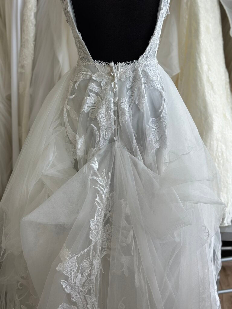Allure Wilderly Bride Adara Bridal Dress 10