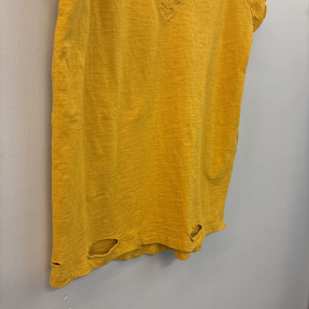 Umgee Distressed Edge T-Shirt Small