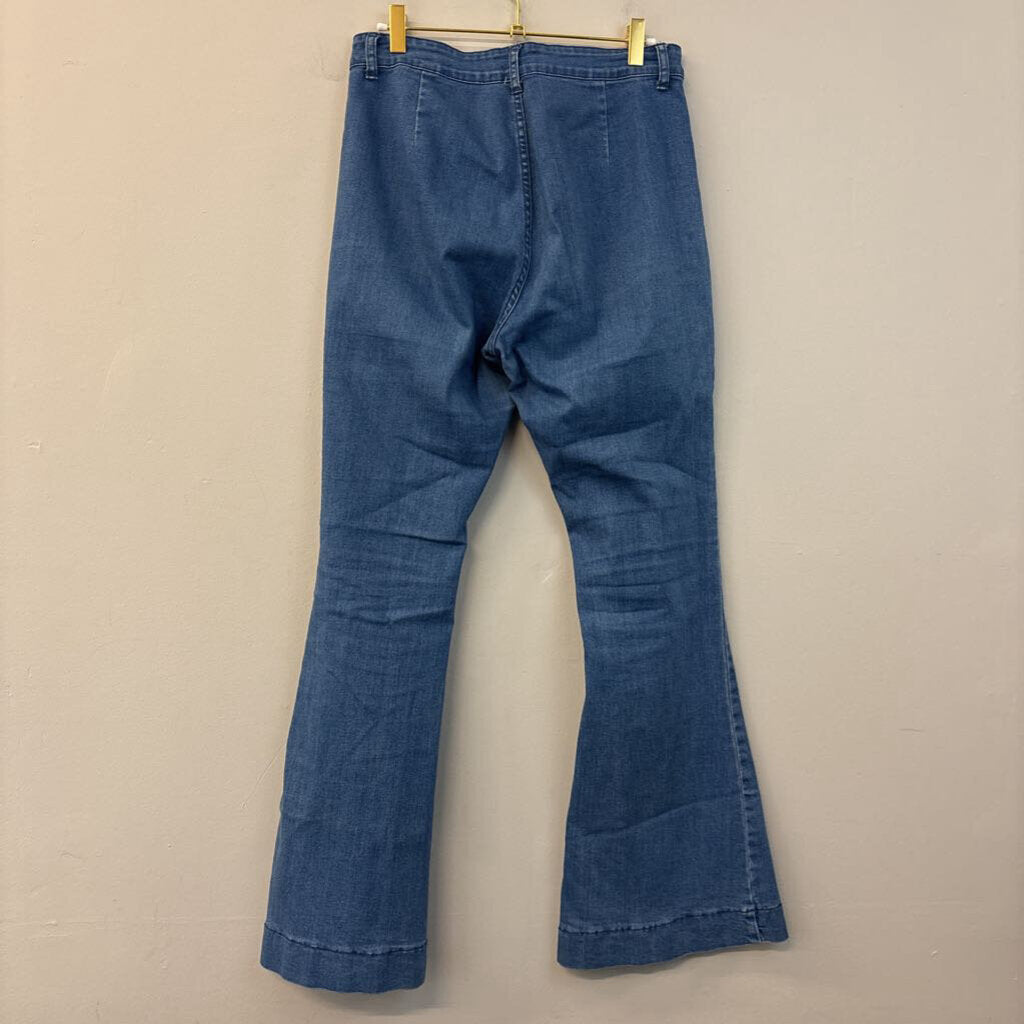Flared Medium Wash Jeans Medium