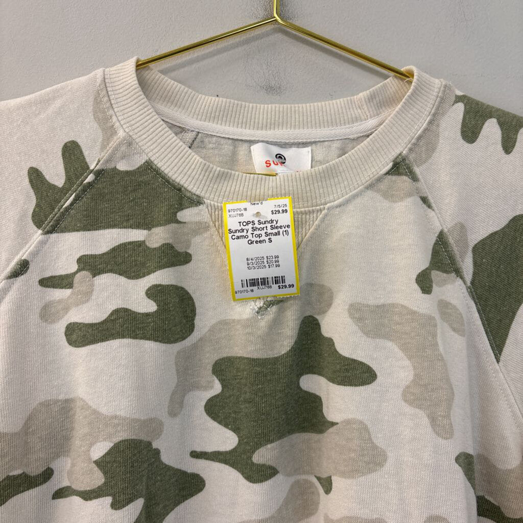 Sundry Short Sleeve Camo Top Small (1)