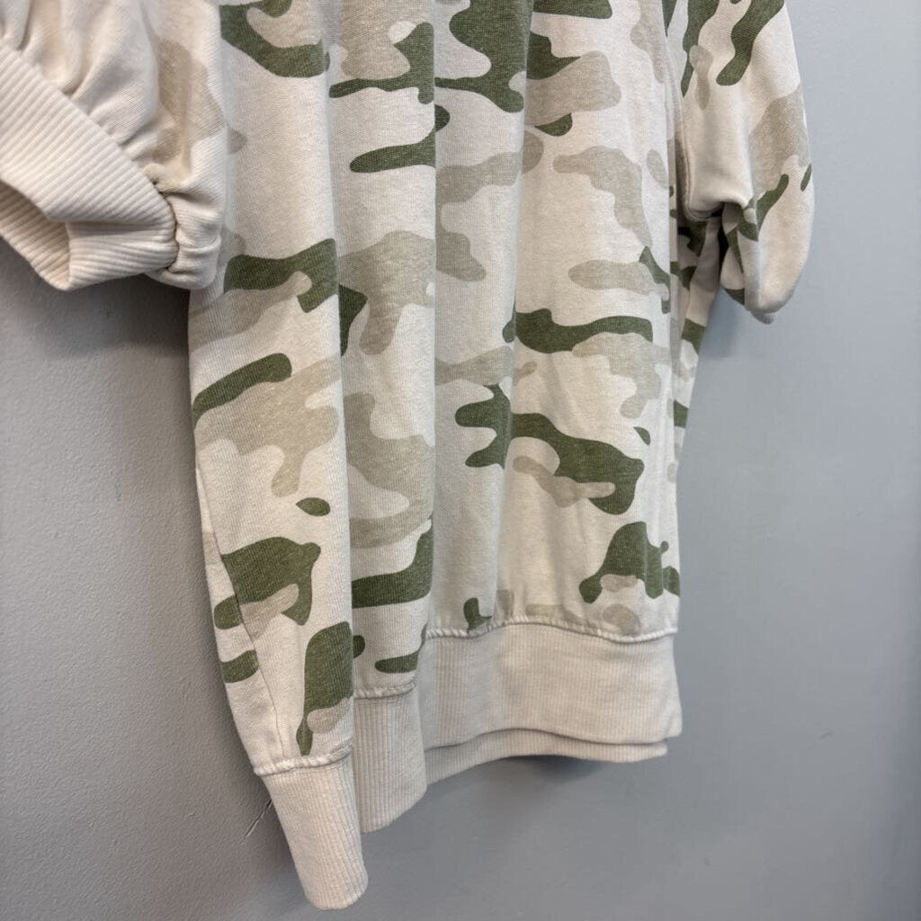 Sundry Short Sleeve Camo Top Small (1)