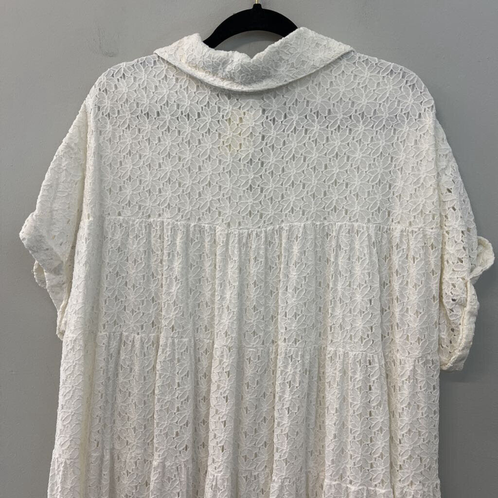 Oli and Hall White Flower Lace Short Sleeve Button Down Midi Dress Large
