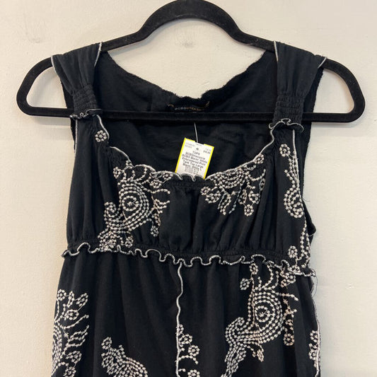BCBG Black/ White Embroidered Print Tank Top Large