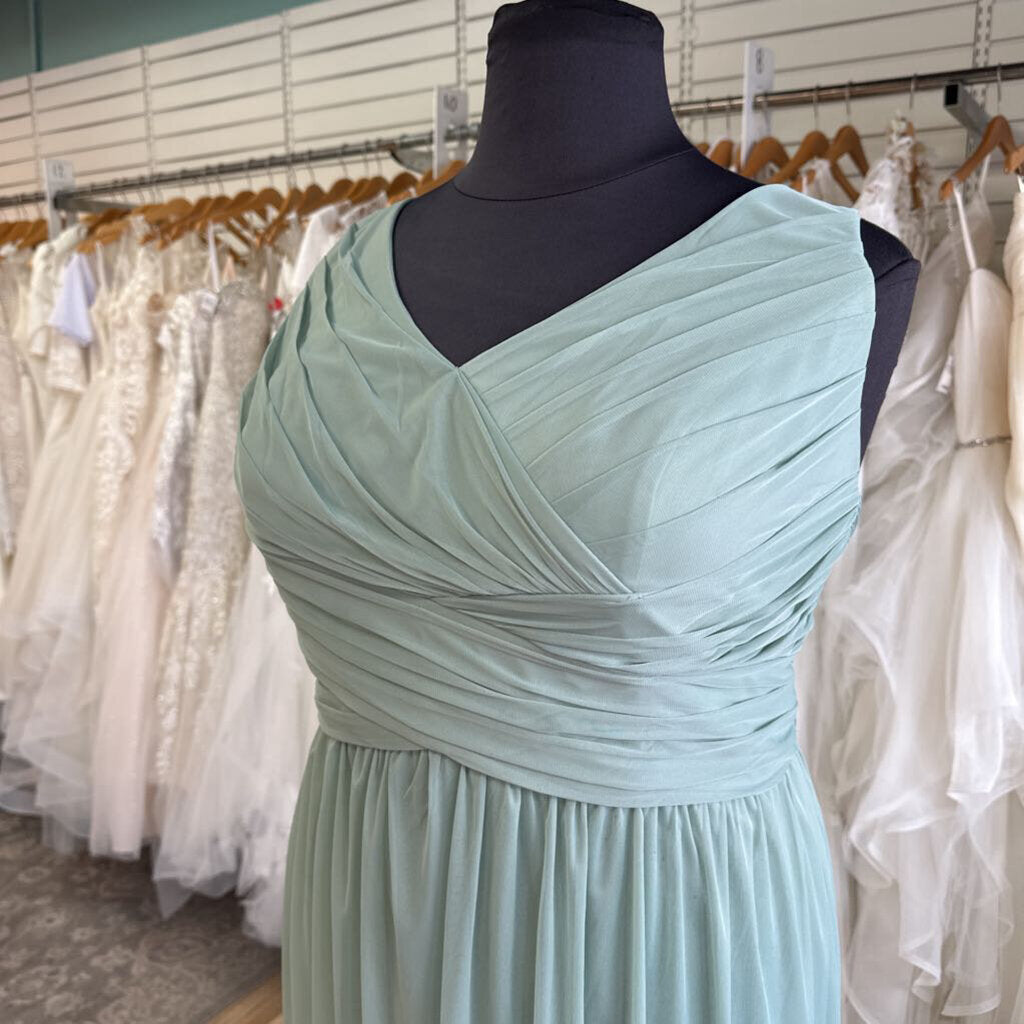 DB Studio Sage Green Ruched Top Long Formal Dress 22