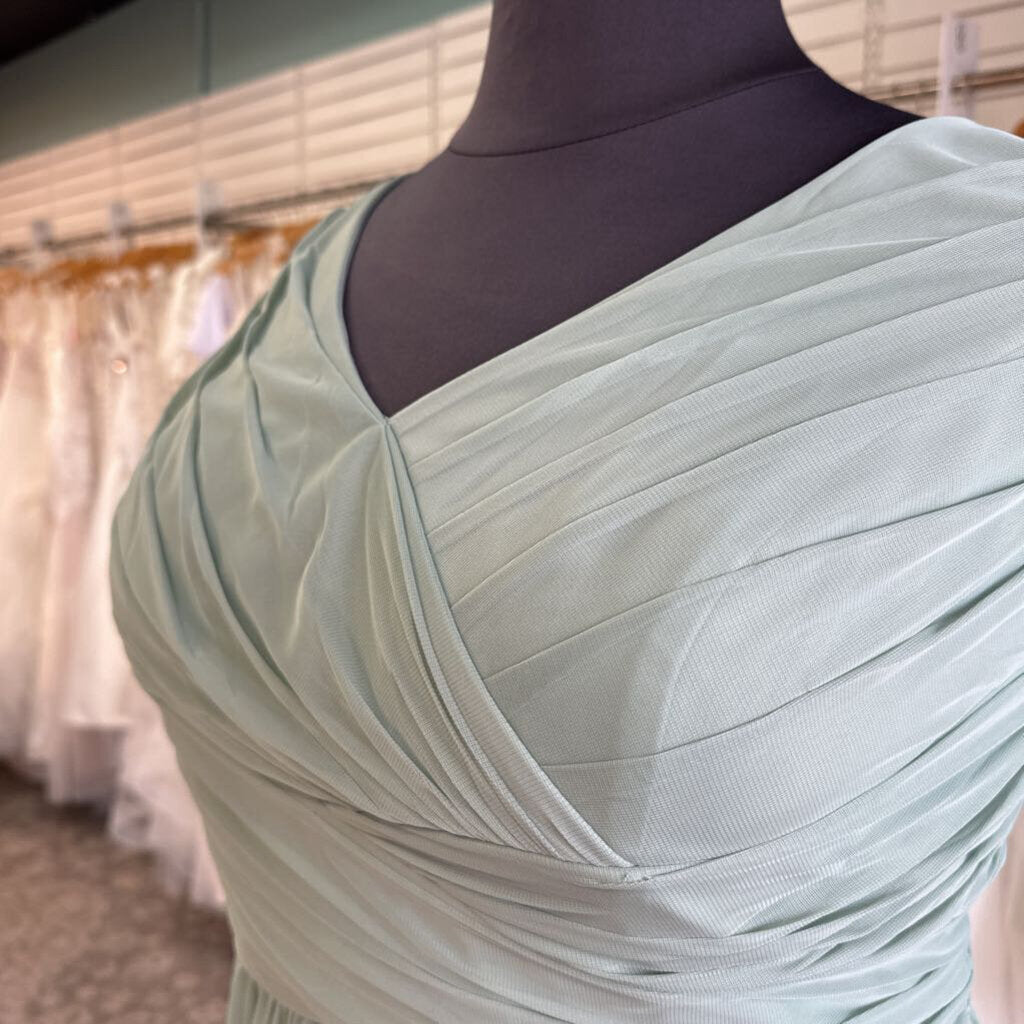 DB Studio Sage Green Ruched Top Long Formal Dress 22