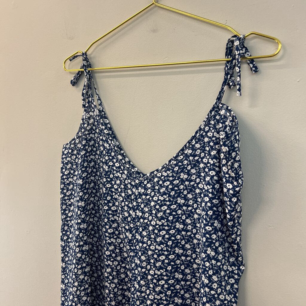 Blue/ White Flower Print Flowy Maxi Dress Medium