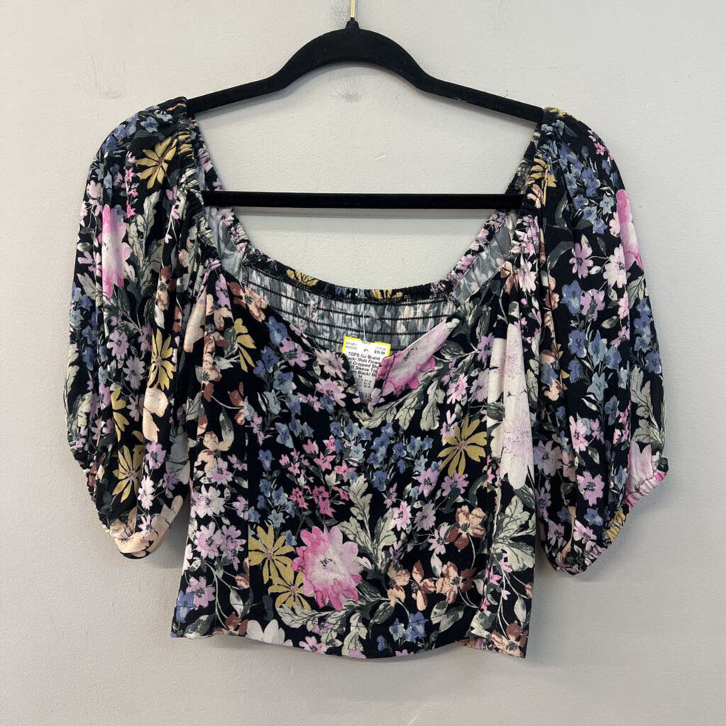 Black/ Multi Flower Print Cropped Short Puff Sleeve Top Medium