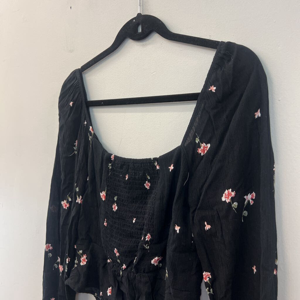 Altar'd State Black/ Pink Flower Print Long Sleeve Top Medium