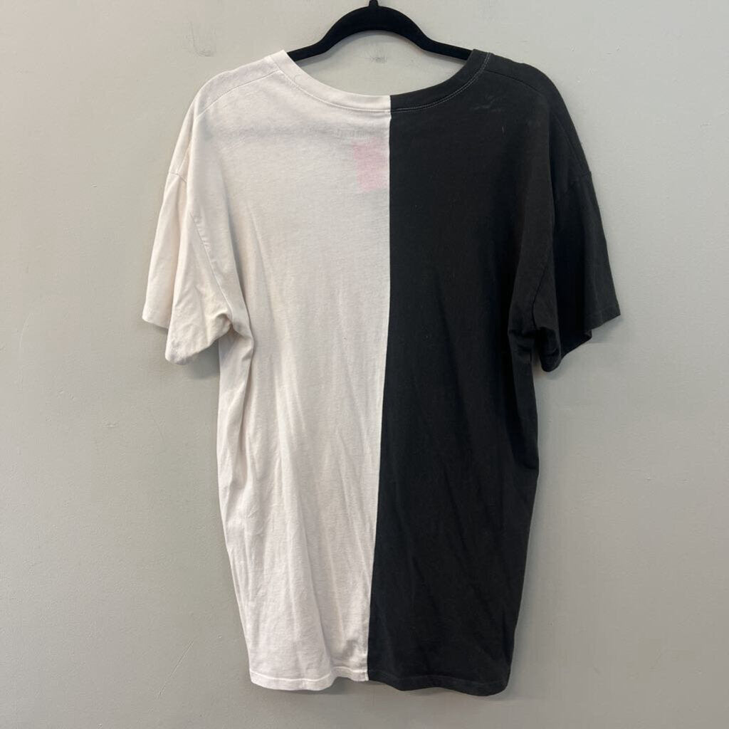 Hollister Grey/ White MTV Short Sleeve Graphic Tee Medium