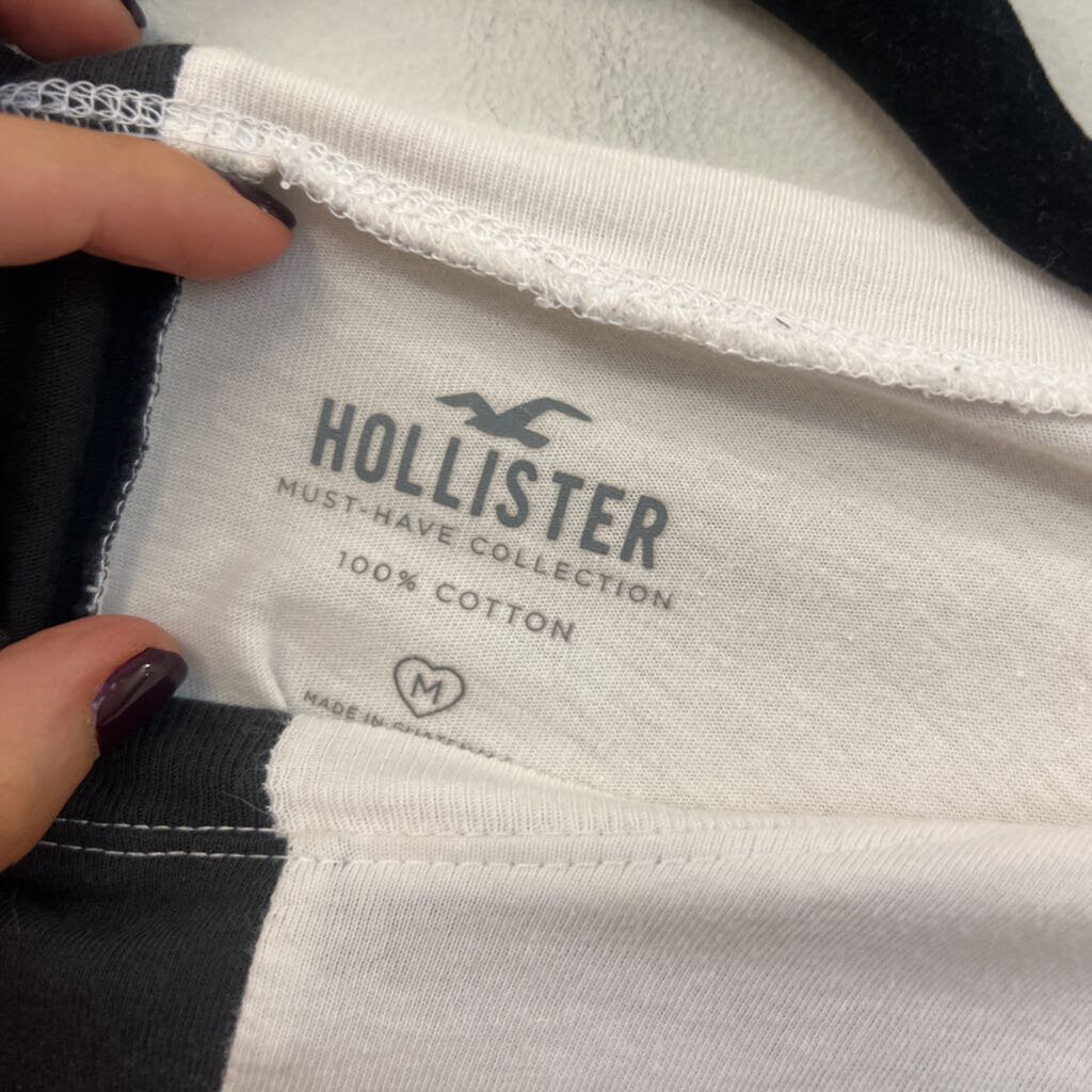 Hollister Grey/ White MTV Short Sleeve Graphic Tee Medium