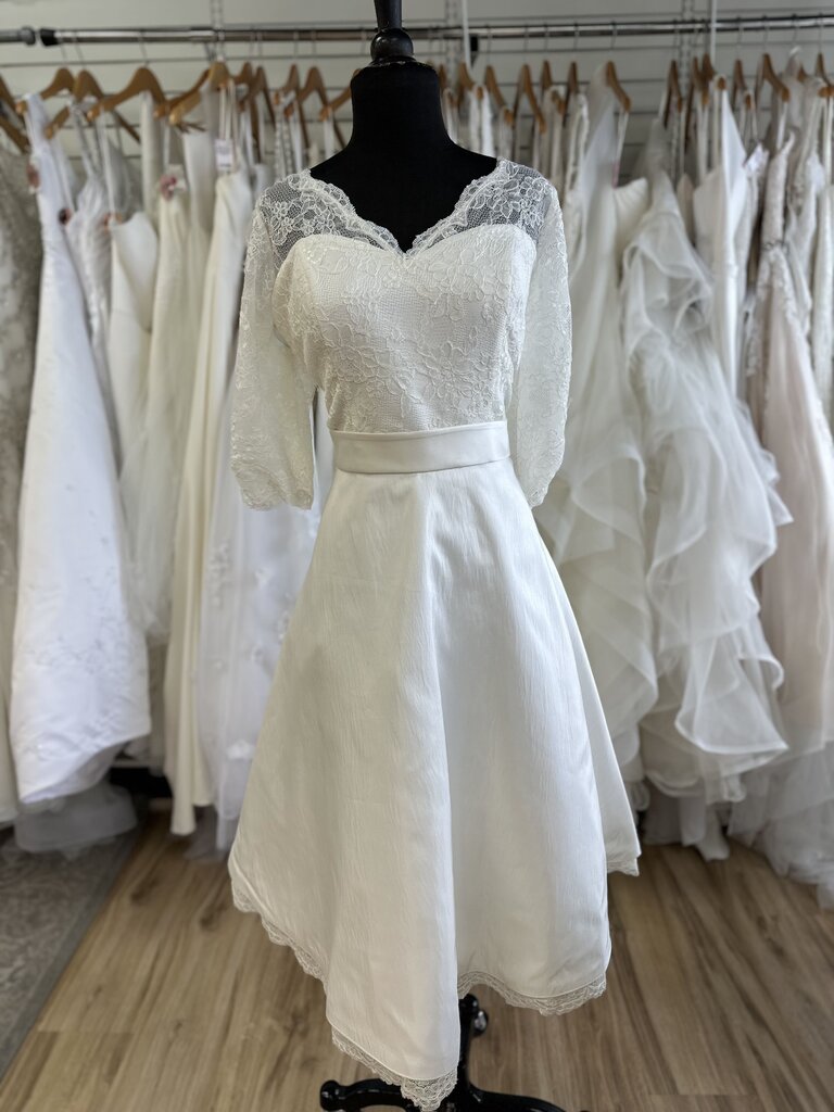Dolly Couture Vintage Inspired Lace Top Tea Length Wedding Dress 14