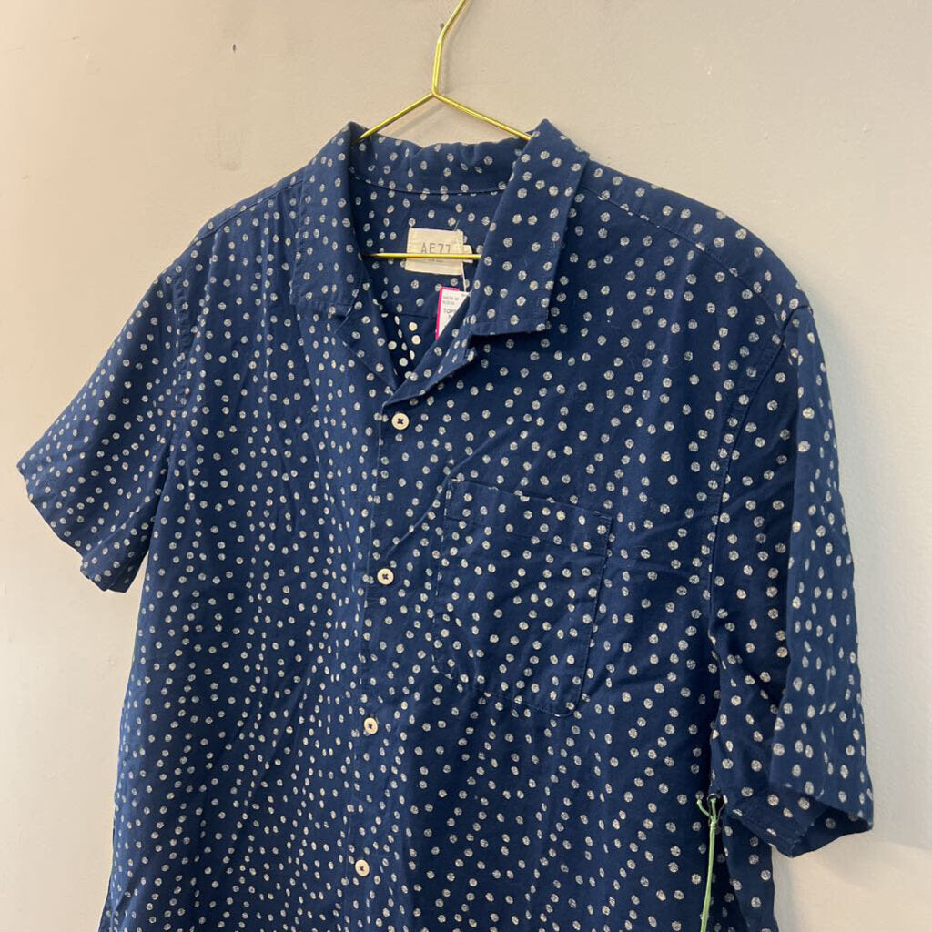 AE77 Navy Dotted Shortsleeve Buttondown XL