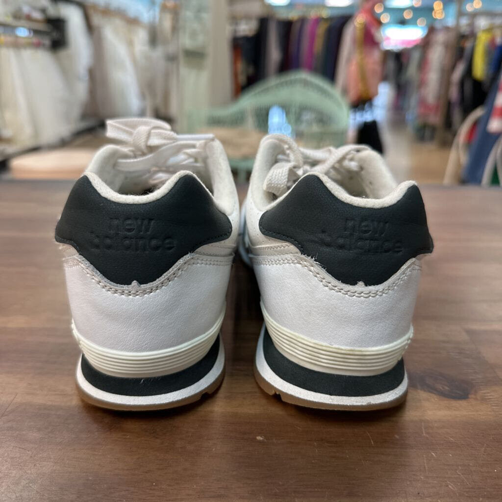 New Balance White/ Black 574 Sneakers 6 Boys