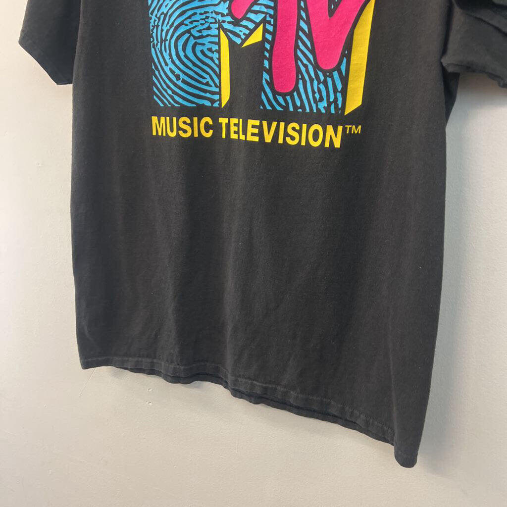 Black/ Multi MTV Short Sleeve Graphic Tee Large