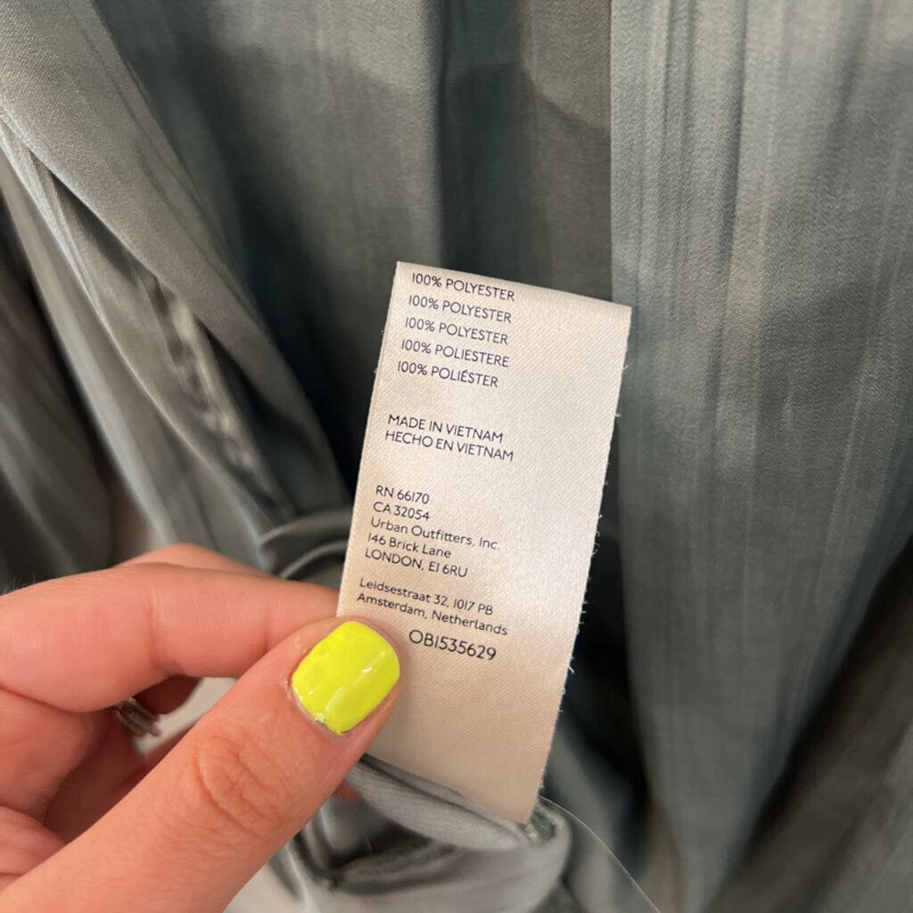 Anthropologie Green Silky Long Sleeve Button Down Top Medium