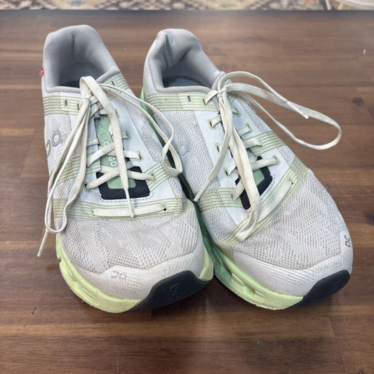 On Cloudgo White/ Green Tennis Shoes 8