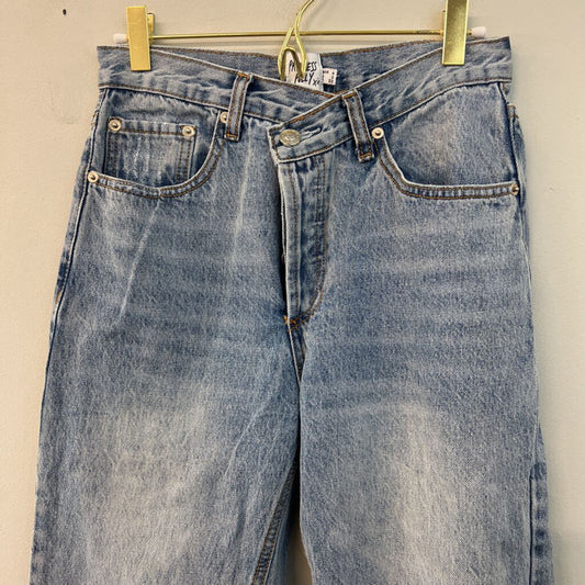 Princess Polly Light Wash Distressed Mom Jeans 0