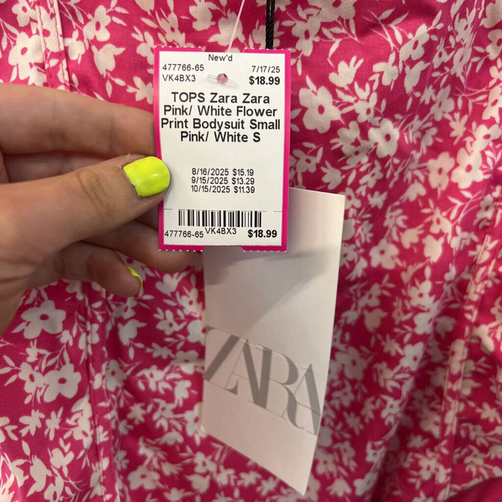 Zara Pink/ White Flower Print Bodysuit Small