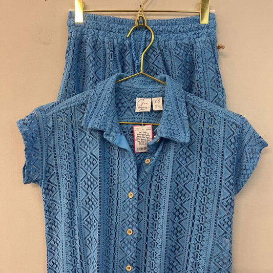 Goa Blue Sheer Knit Short Sleeve Button Down Top/ Shorts Set Extra Small