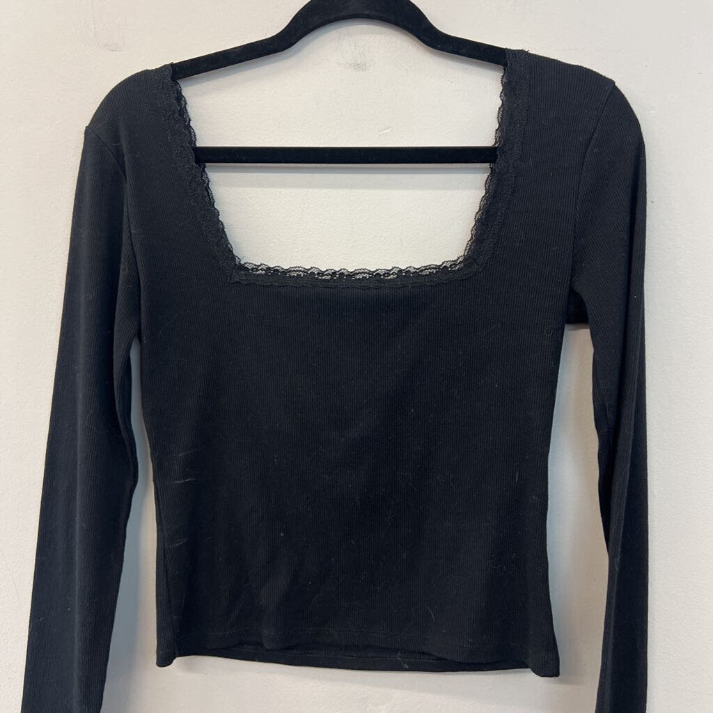 Forever 21 Black Long Sleeve Cropped Top Medium