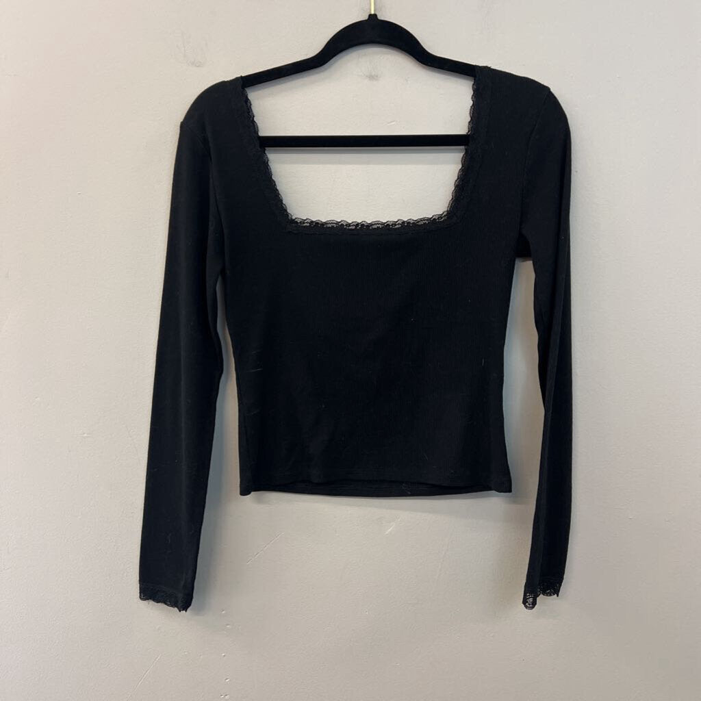 Forever 21 Black Long Sleeve Cropped Top Medium