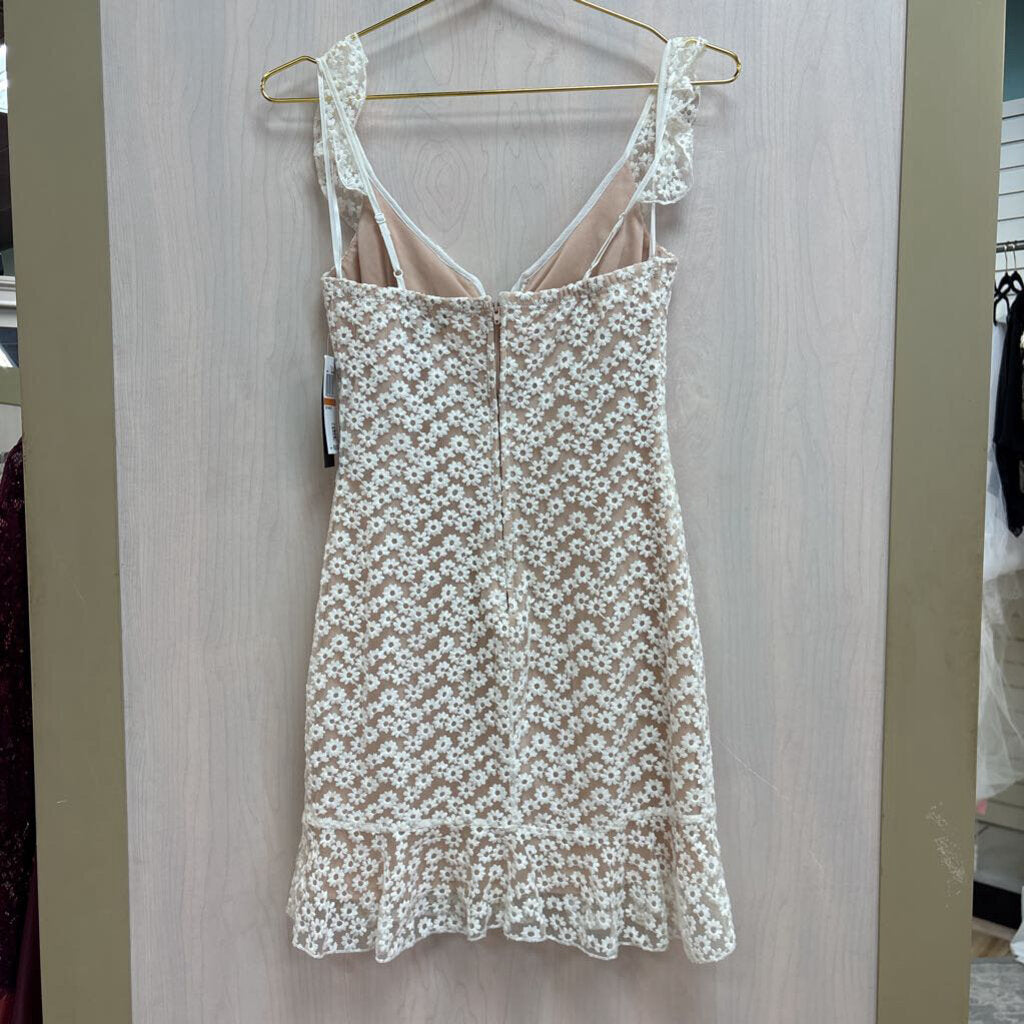 City Studio Beige/ White Flower Ruffle Detail Dress 3