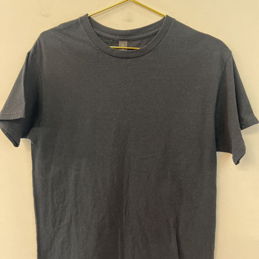 Artist-Made Black/ Brown Skull Back Short Sleeve Graphic Tee Medium