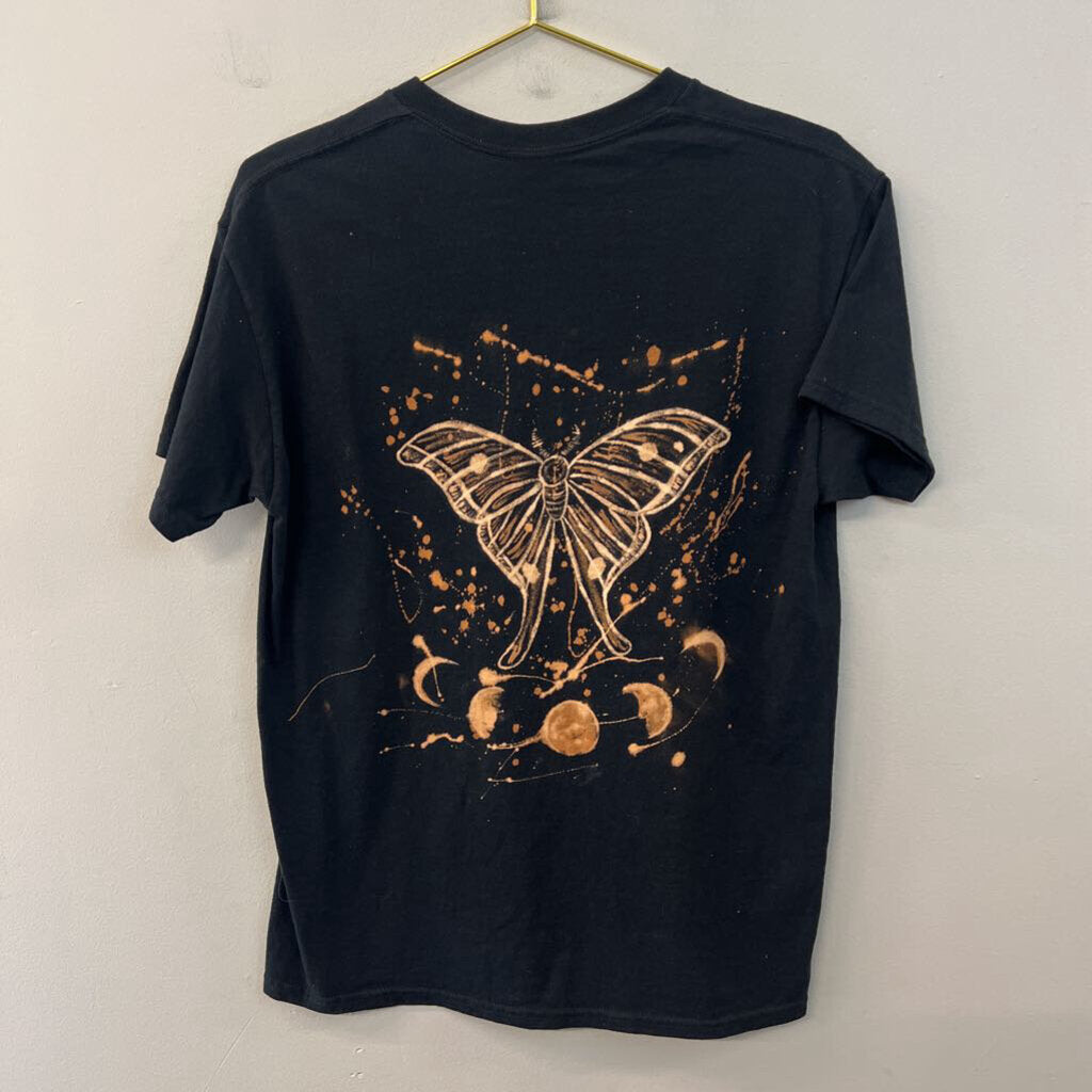 Artist Made Black/ Brown Butterfly Back Short Sleeve Graphic Tee Medium