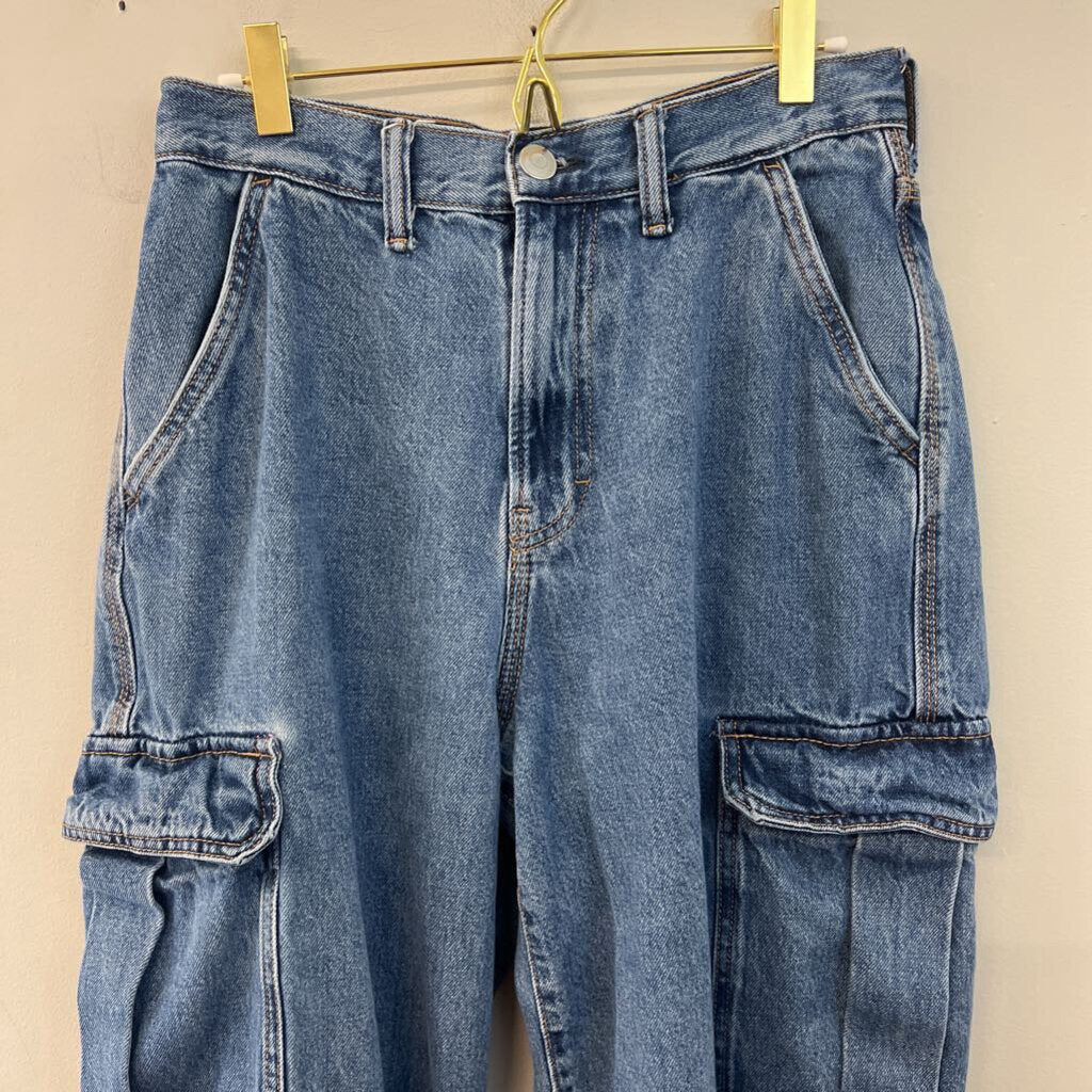 H&M Medium Wash Baggy Fit Cargo Jeans 28