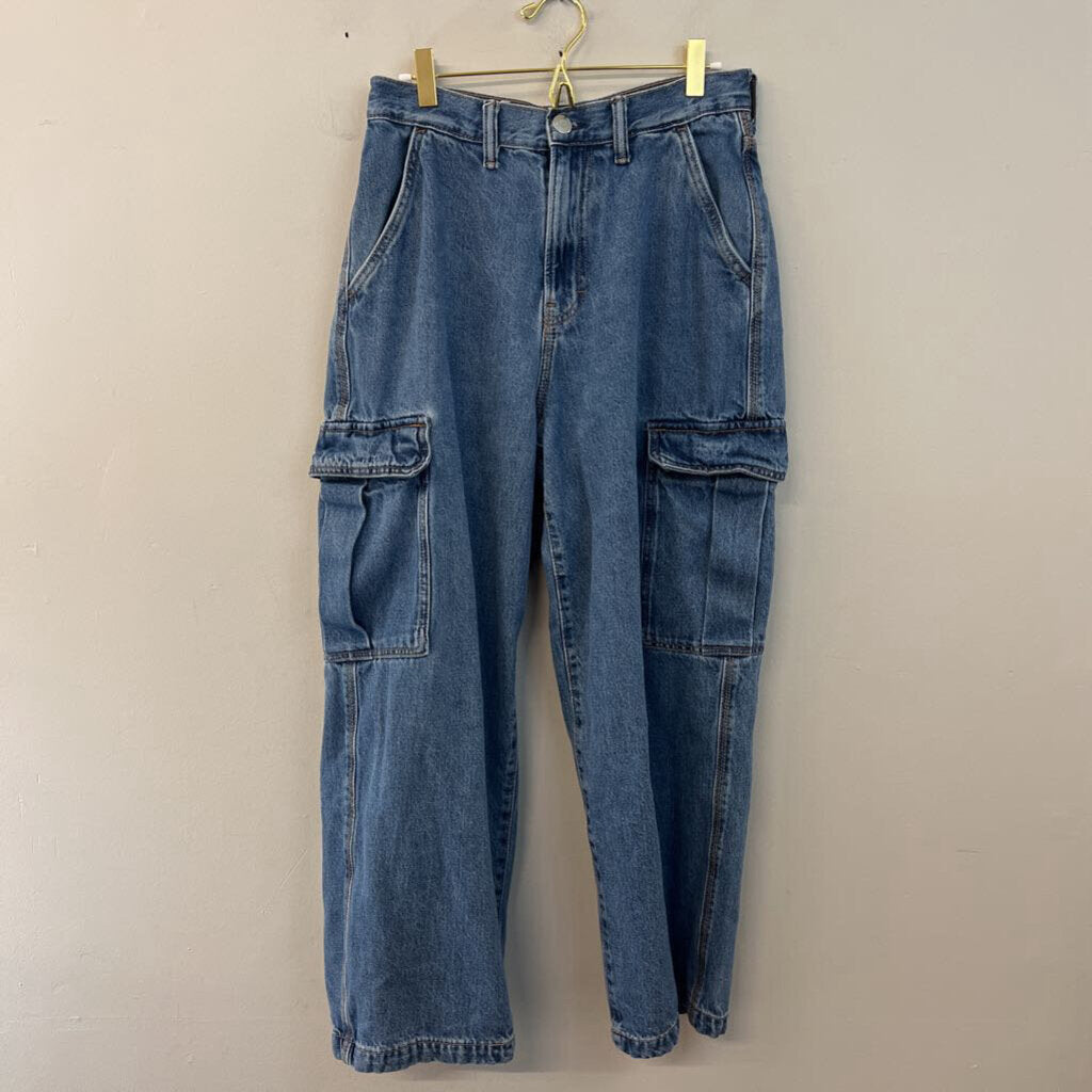 H&M Medium Wash Baggy Fit Cargo Jeans 28