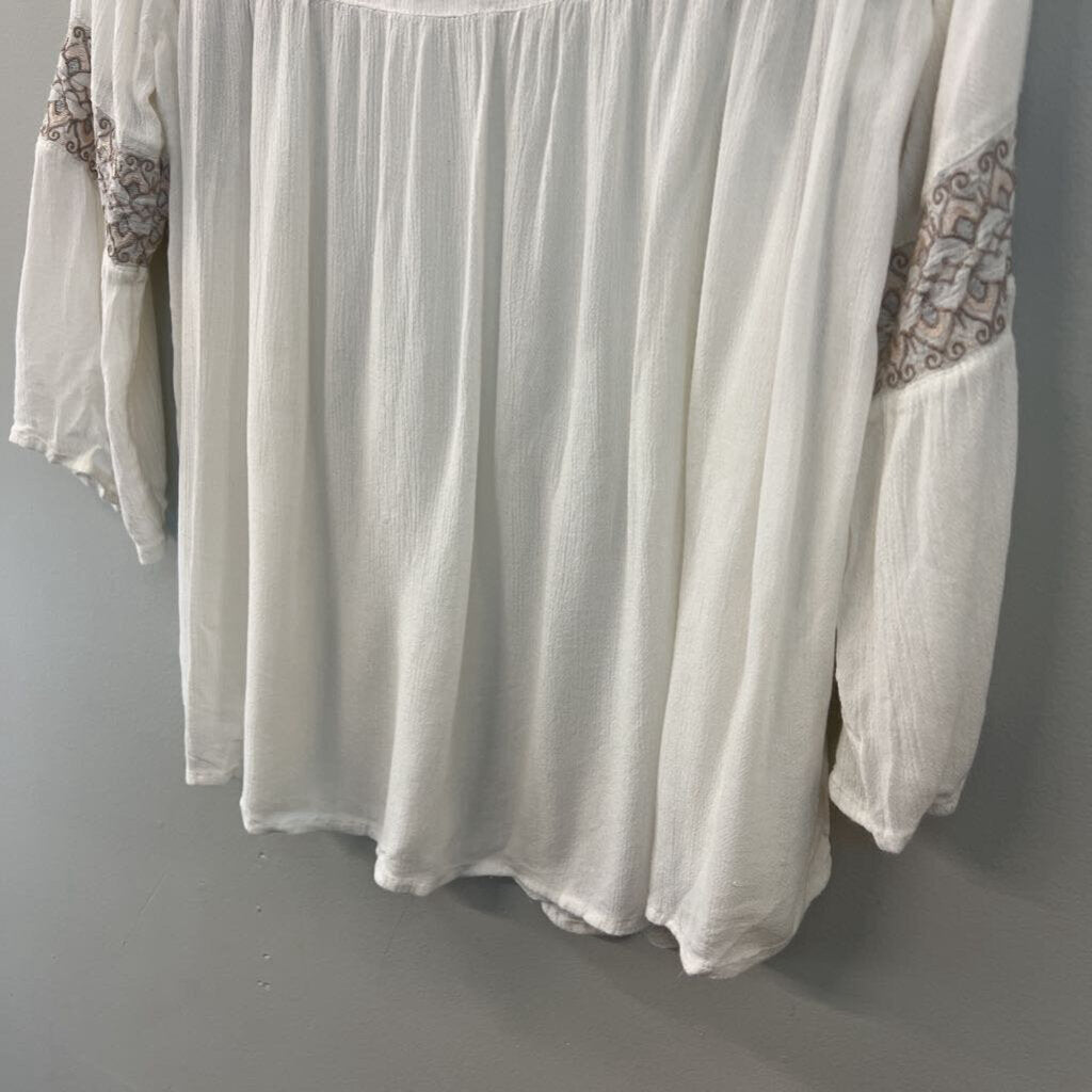 O'Neill White/ Brown Embroidered Detail Long Sleeve Top Small