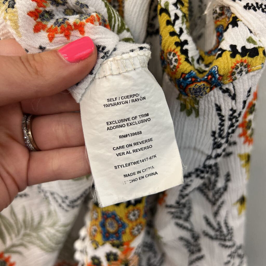 Altar'd State White/ Multi Print Tank Top Medium