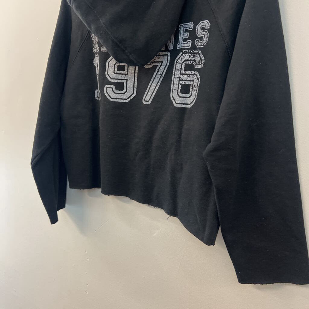 Ramones Black/ Grey Long Sleeve Cropped Hooded Pullover Medium