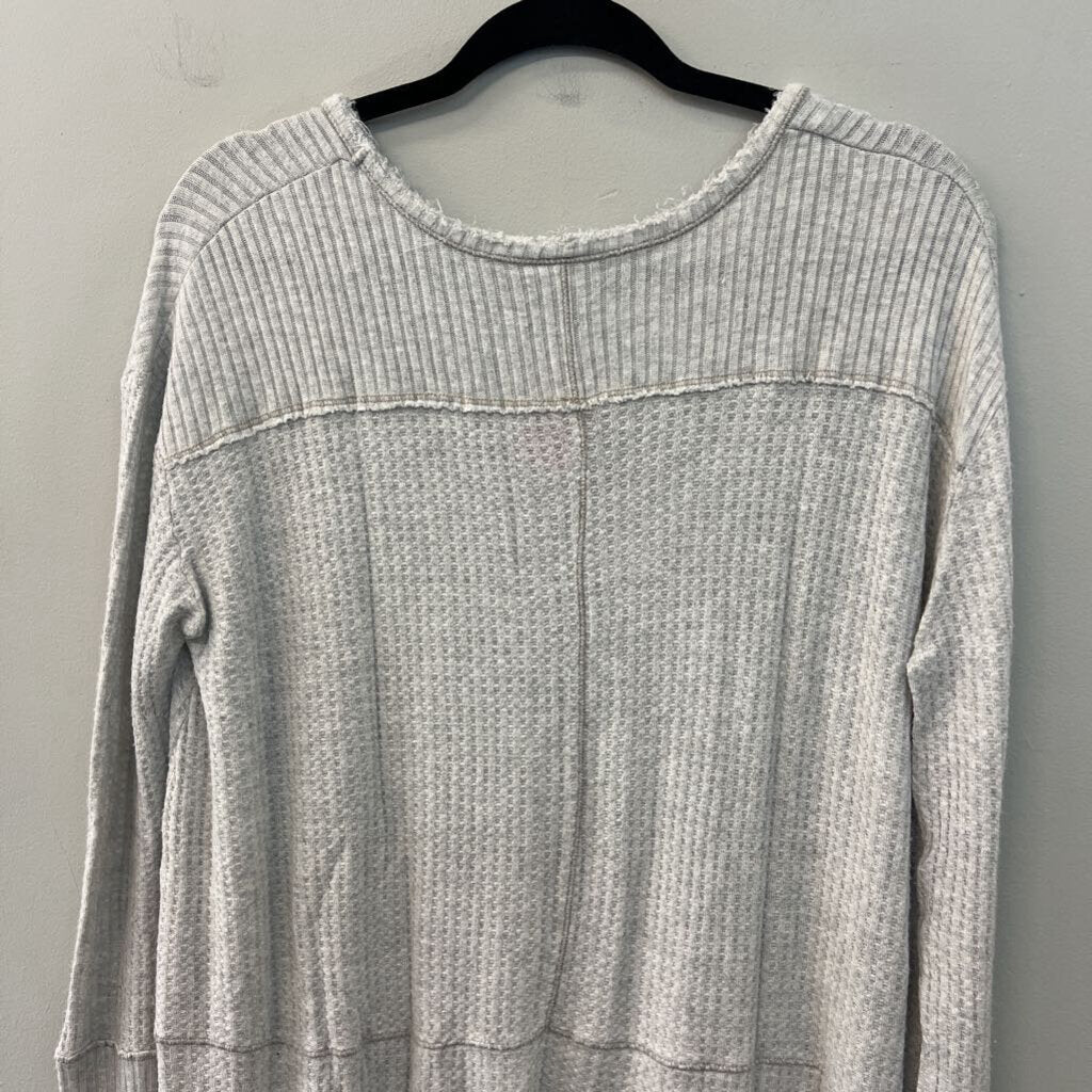 Free People Grey Frayed Hem Waffle Knit Long Sleeve Top Small