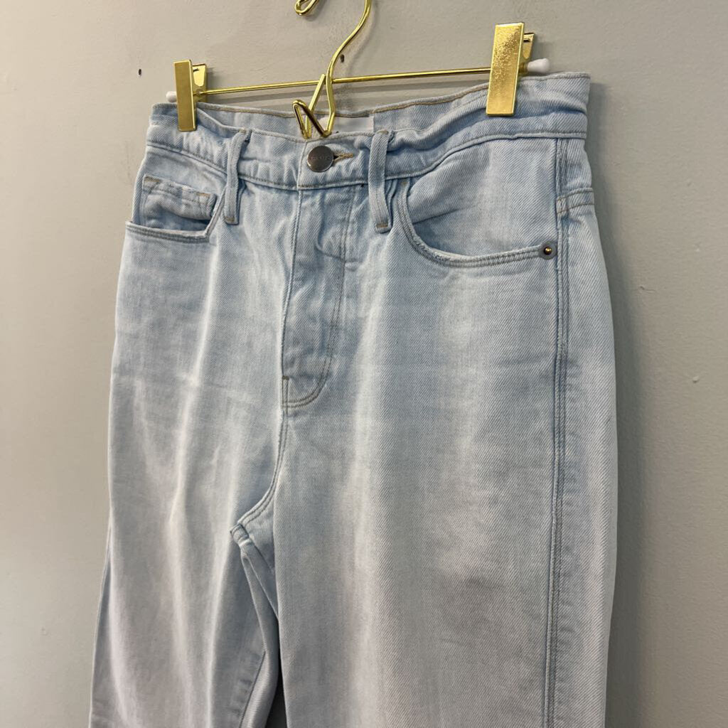Frame Light Wash Le Sylvie Kick Boot Jeans 26