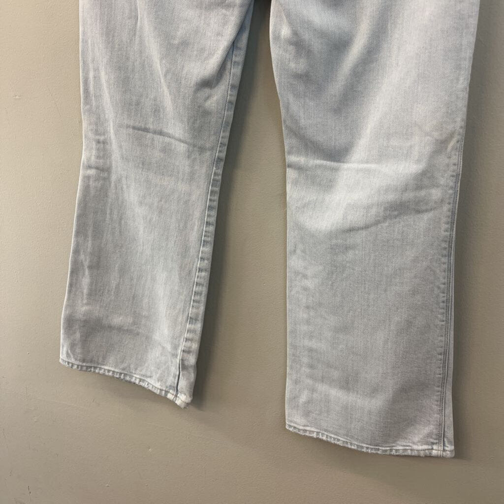 Frame Light Wash Le Sylvie Kick Boot Jeans 26