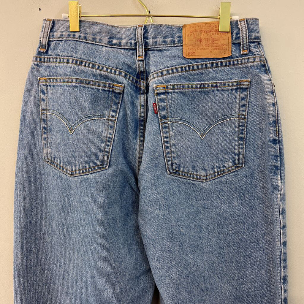 Levi Medium Wash High Waisted Mom Jeans 14 Long