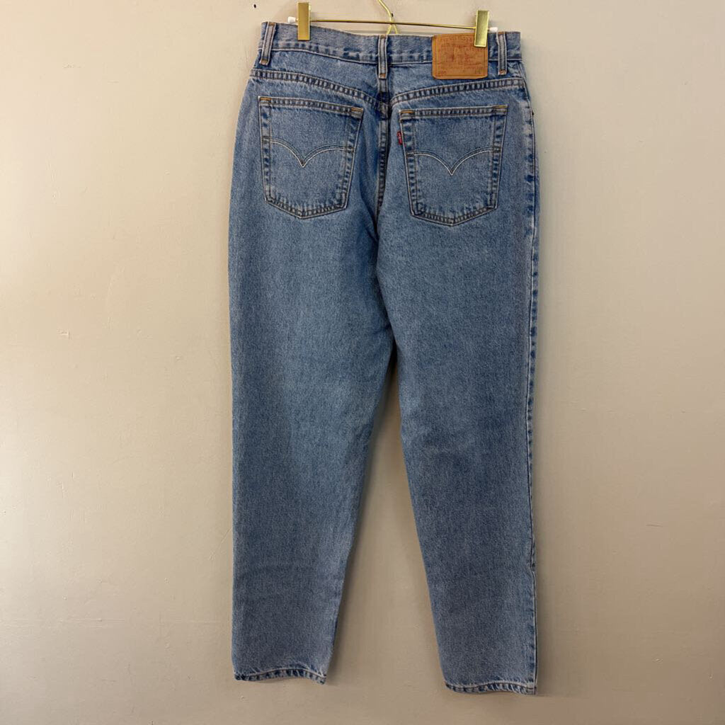 Levi Medium Wash High Waisted Mom Jeans 14 Long