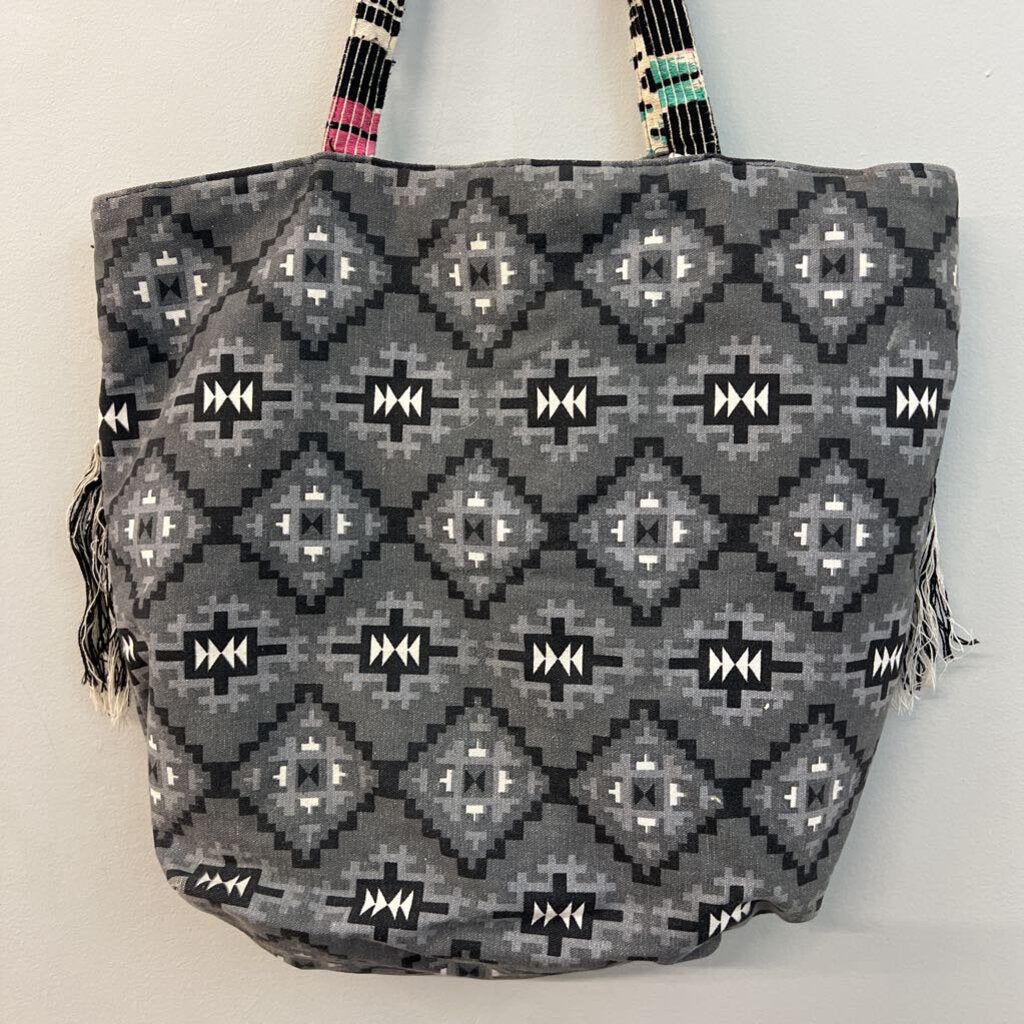 America and Beyond Black/ Cream/ Multi Canvas Embroidered Tassel Tote Purse