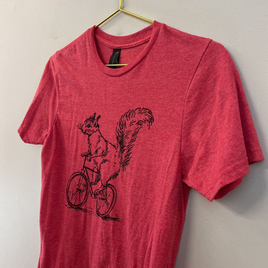 Gildan Red Squirrel On Bike Graphic Tee Small