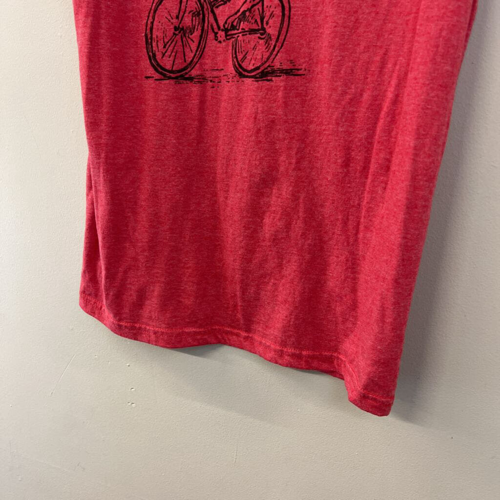 Gildan Red Squirrel On Bike Graphic Tee Small