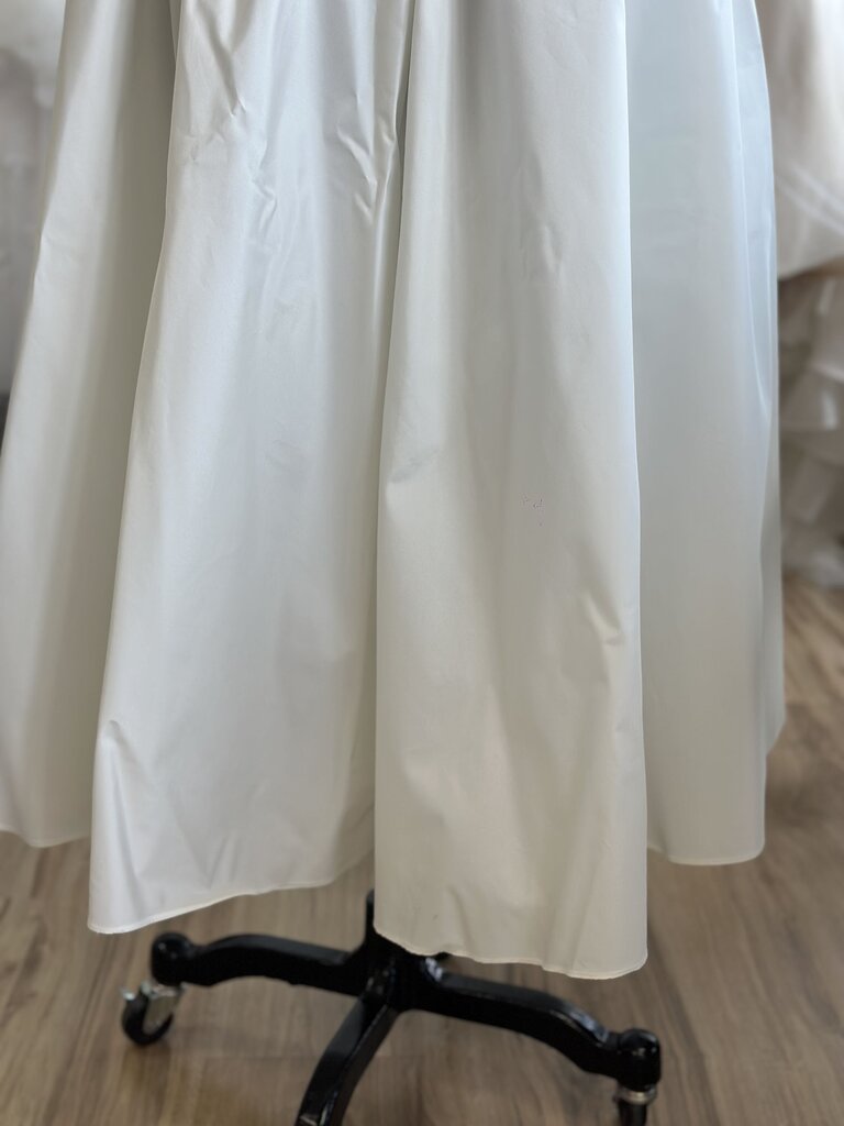 Vintage Ivory Tea Length Bridal Gown With Short Puff Sleeve Jacket 9/10