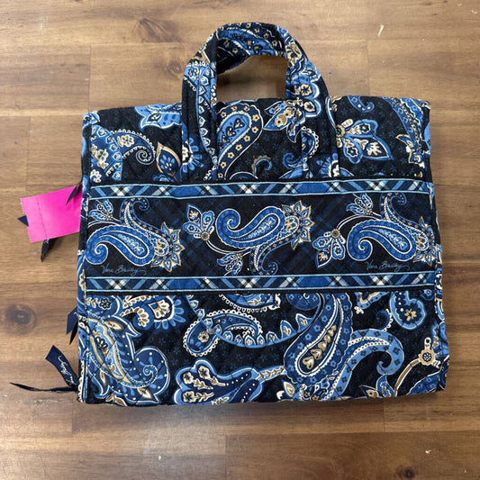 Vera Bradley Quilted Blue Paisley Print Travel Case