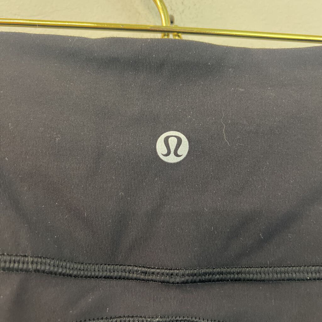 Lululemon Black Cropped Leggings 6