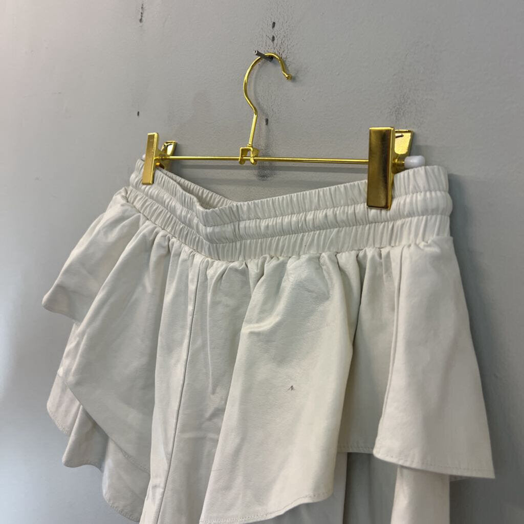 Idem Ditto Cream Faux Leather Layered Shorts Medium