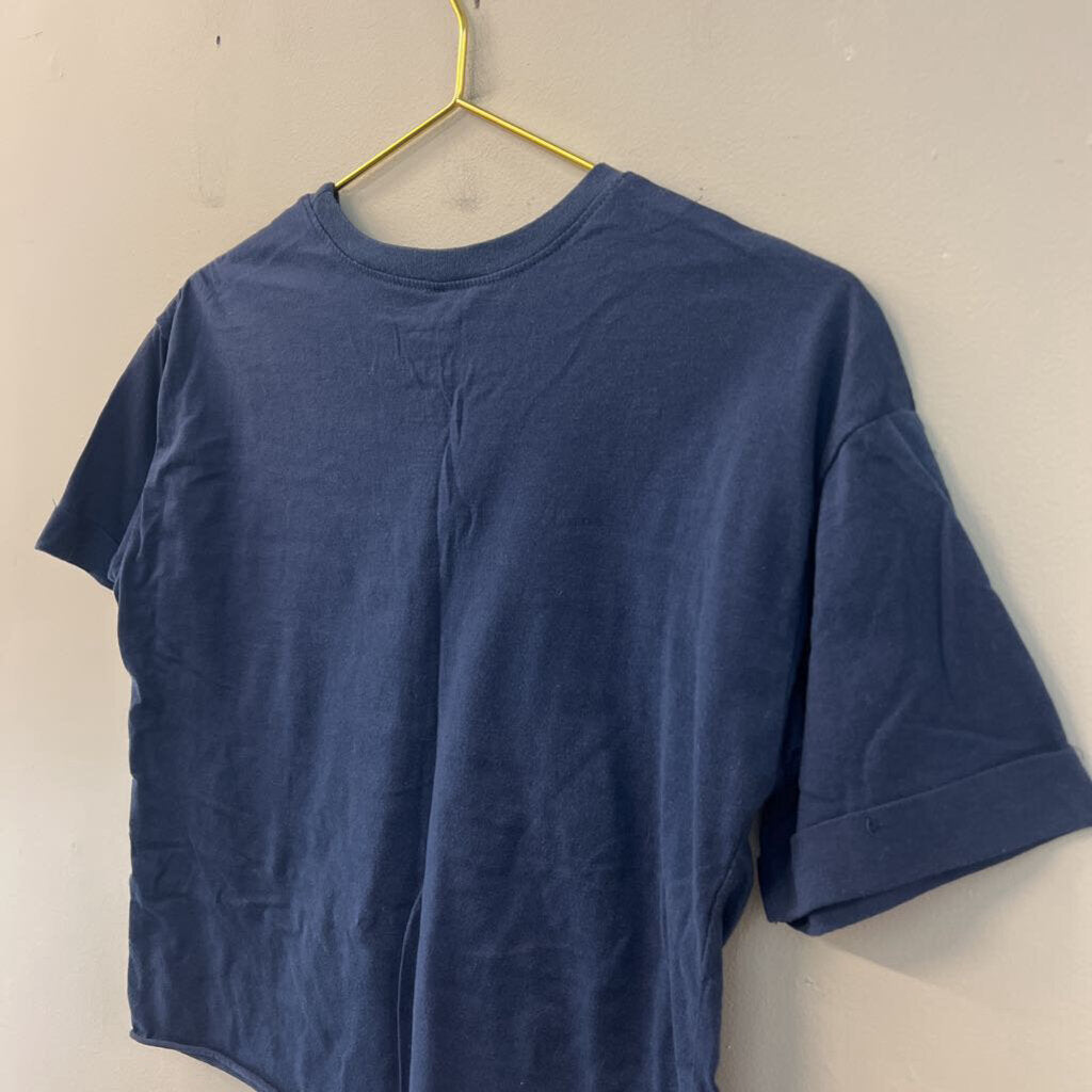 Modern Lux Blue/ White Dog Mother Wine Lover Cropped Short Sleeve Graphic Tee Extra Small