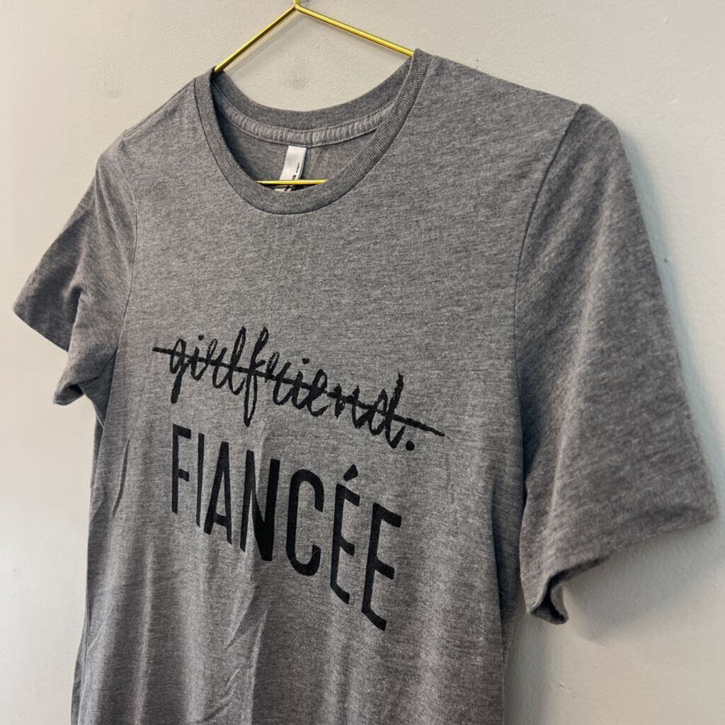 Thread Tank Grey/ Black Girlfriend Fiancee Short Sleeve Graphic Tee Small