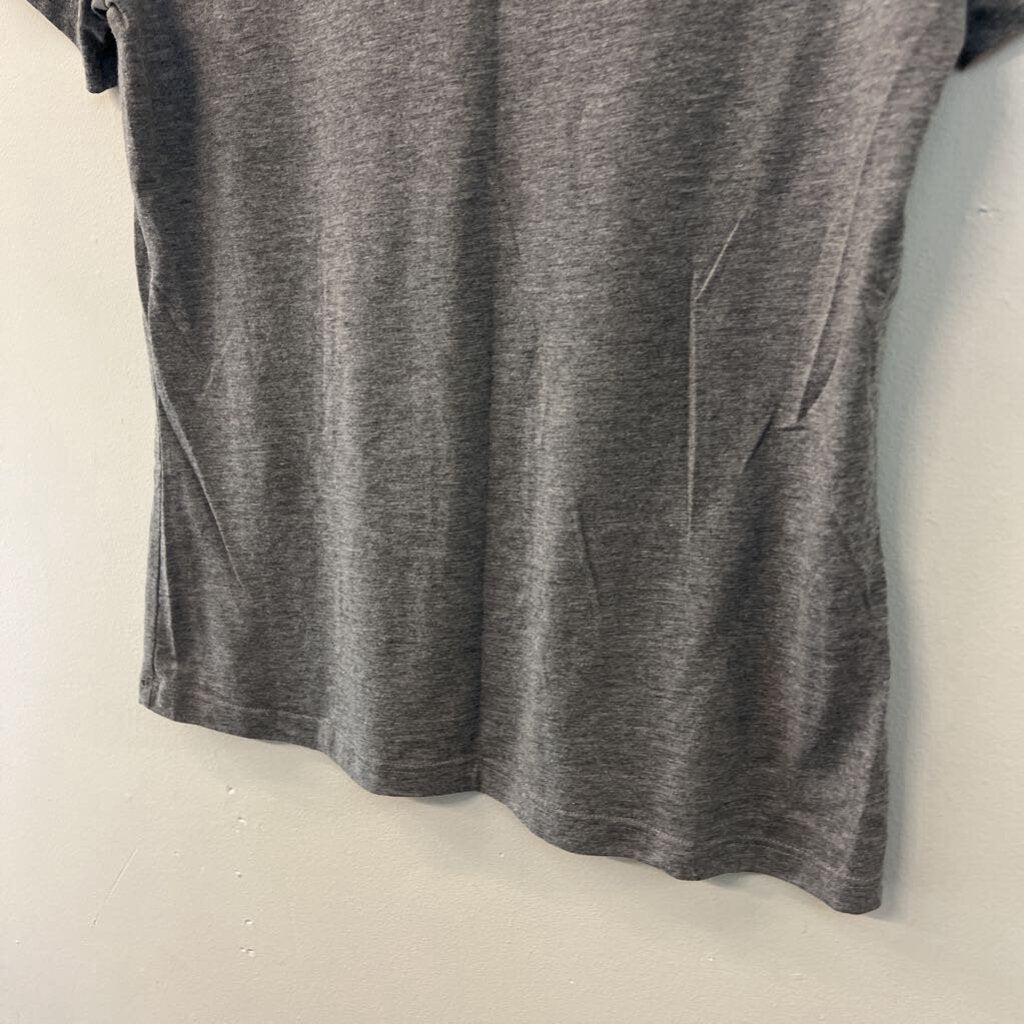 Thread Tank Grey/ Black Girlfriend Fiancee Short Sleeve Graphic Tee Small