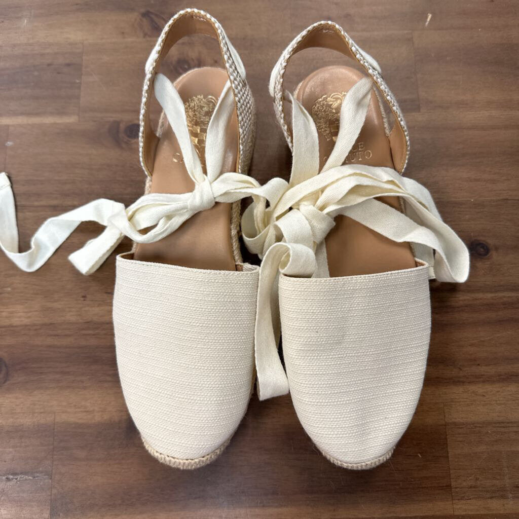 Vince Camuto Cream Linen Lace Up Shoes 7.5