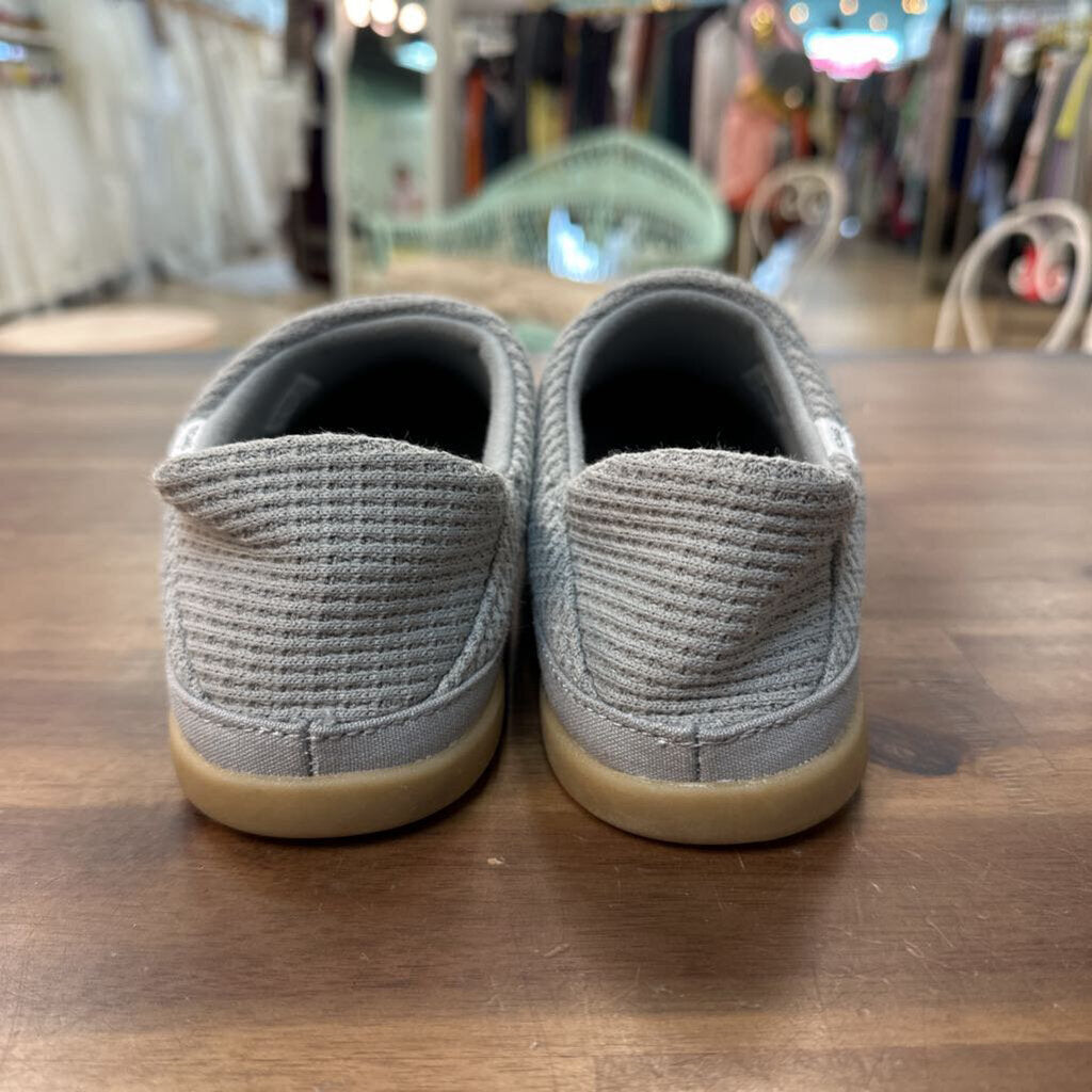 Toms Grey Textured Ezra Slippers 7